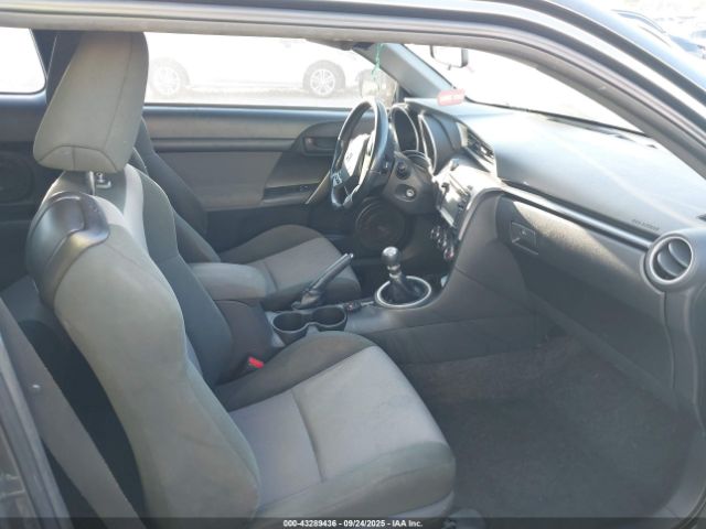 2015 SCION TC JTKJF5C7XFJ002374 Photo 4