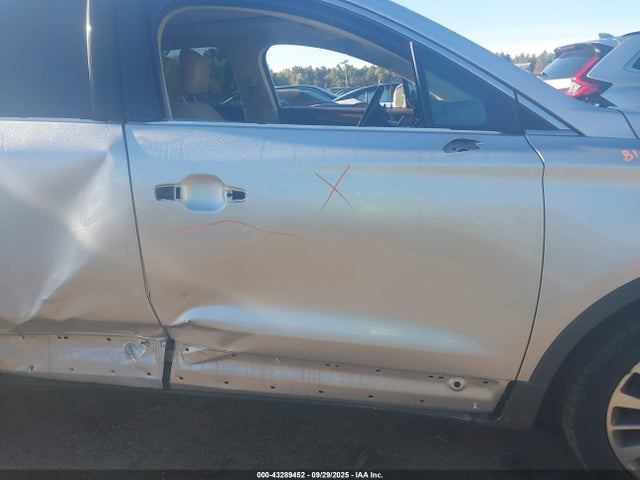 5LMTJ2AHXFUJ31408 Lincoln MKC