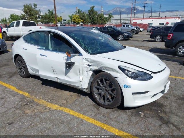 2020 TESLA MODEL 3 5YJ3E1EBXLF650183 Photo 0