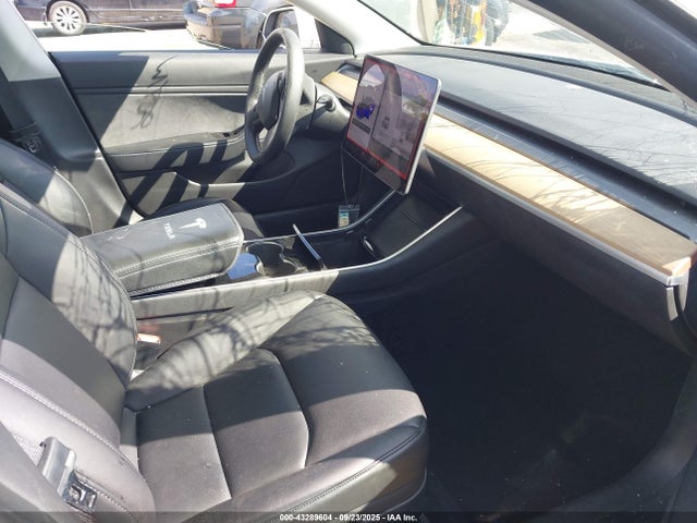 2020 TESLA MODEL 3 5YJ3E1EBXLF650183 Photo 4