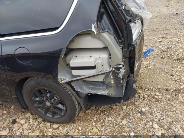 2023 CHRYSLER VOYAGER 2C4RC1CG6PR535525 Photo 5