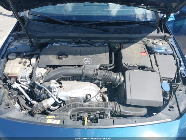 W1K3G4EB1MJ284481 Mercedes-Benz m260