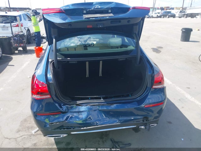 W1K3G4EB1MJ284481 Mercedes-Benz m260