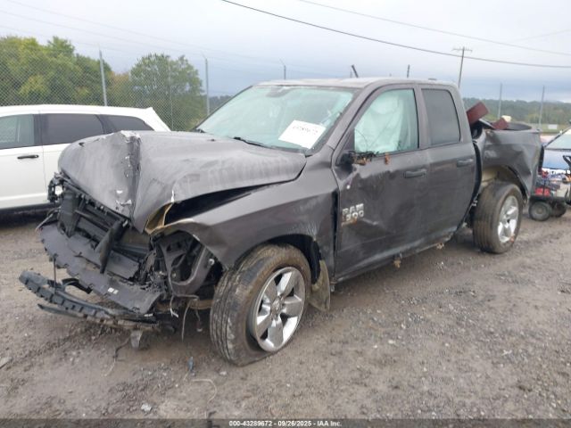 2019 RAM 1500 CLASSIC 1C6RR7FG4KS519187 Photo 1