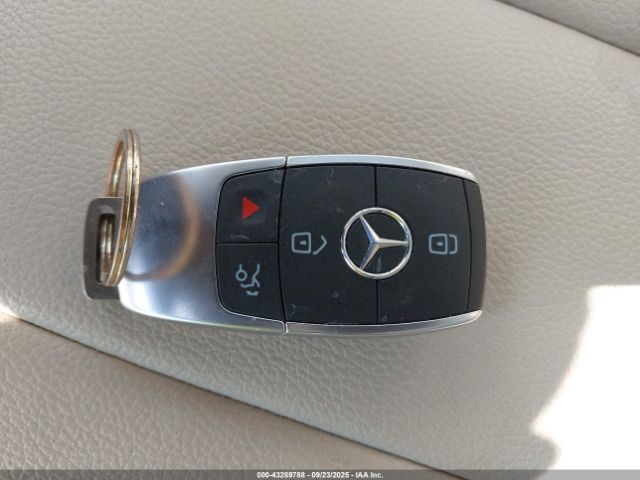 2020 MERCEDES-BENZ GLB 250 W1N4M4HB1LW042125 Photo 10