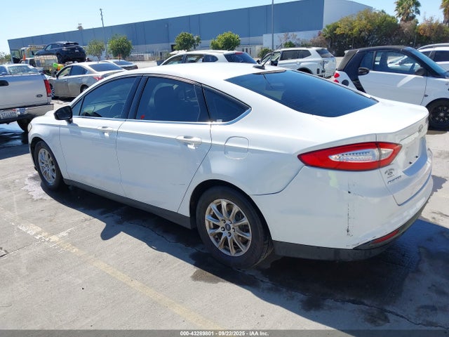 Ford 2015 2015 3FA6P0G72FR213703 Image 3
