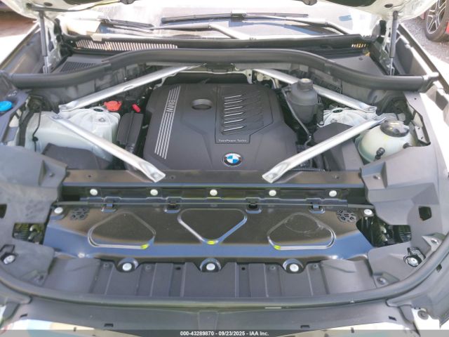 2020 BMW X5 5UXCR6C06LLL66144 Photo 9