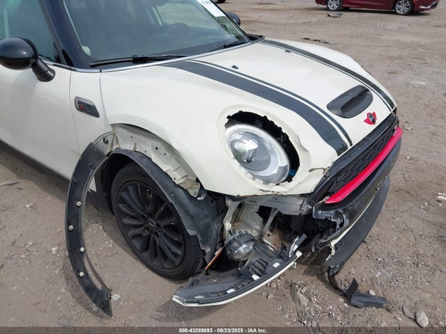 2016 MINI CLUBMAN WMWLN9C57G2E16135 Photo 5