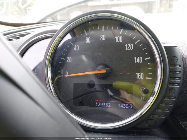 2016 MINI CLUBMAN WMWLN9C57G2E16135 Photo 6