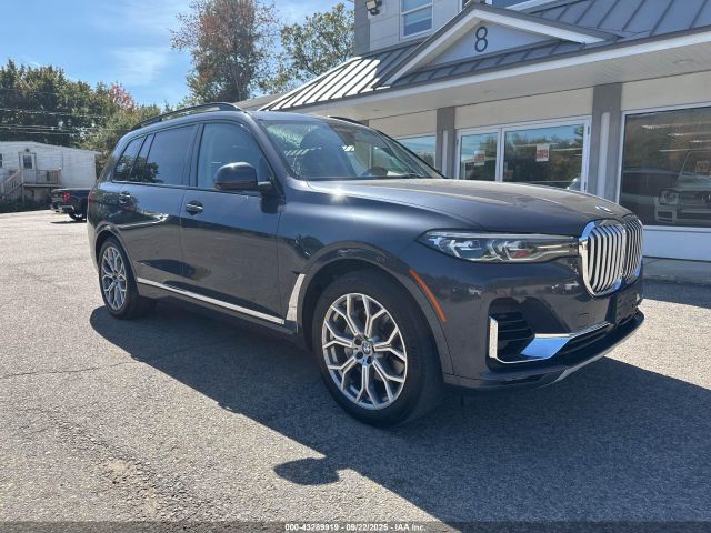 2021 BMW X7 5UXCW2C01M9E35647