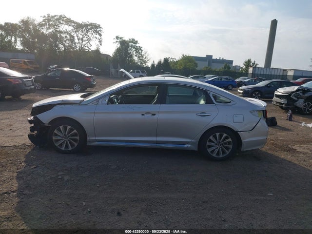 5NPE34AFXHH490632 Hyundai 2017