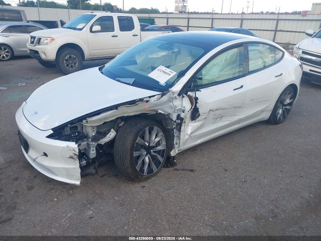 2025 TESLA MODEL 3 5YJ3E1EB2SF926130 Photo 1