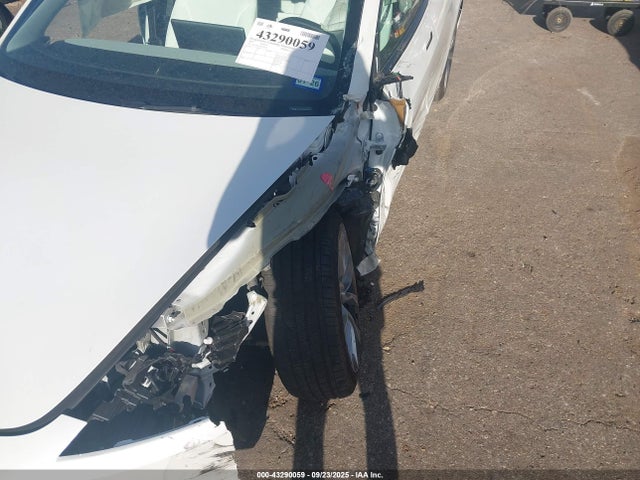 2025 TESLA MODEL 3 5YJ3E1EB2SF926130 Photo 5