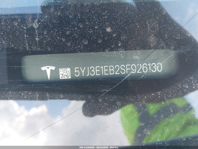 2025 TESLA MODEL 3 5YJ3E1EB2SF926130 Photo 8
