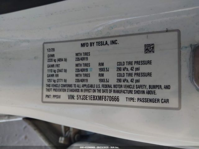 2021 TESLA MODEL 3 5YJ3E1EBXMF870666 Photo 8