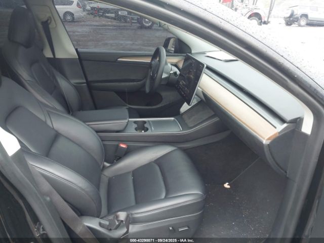 2023 TESLA MODEL Y 7SAYGDEF4PF913409 Photo 4