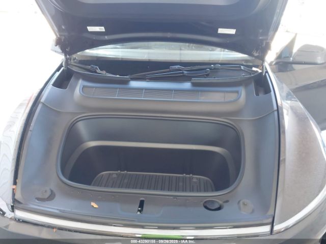 2026 TESLA MODEL Y 7SAYGDEE0TA450974 Photo 9