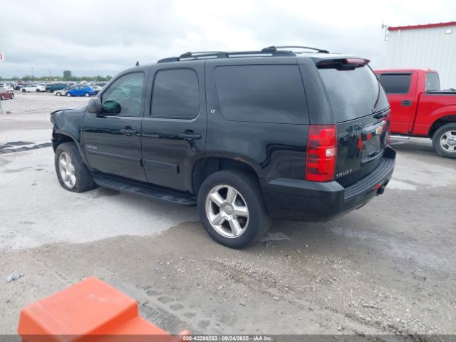 2011 CHEVROLET TAHOE 1GNSKBE06BR150062 Photo 2