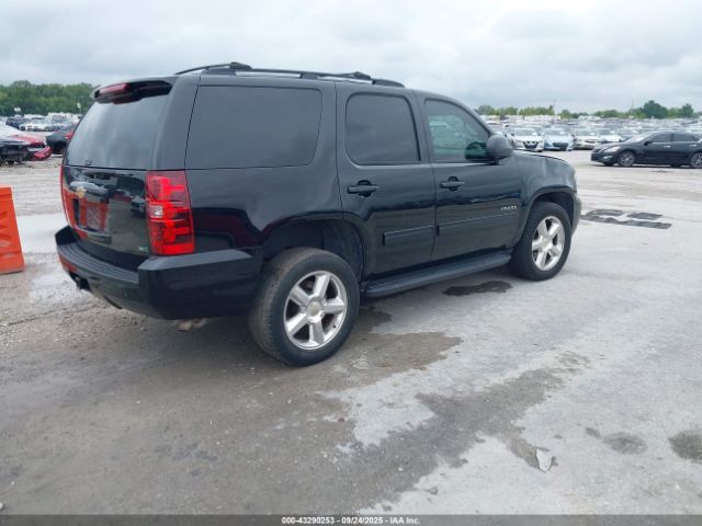 2011 CHEVROLET TAHOE 1GNSKBE06BR150062 Photo 3