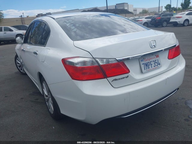 Honda k24w1 2015 1HGCR2F71FA210453 Image 3