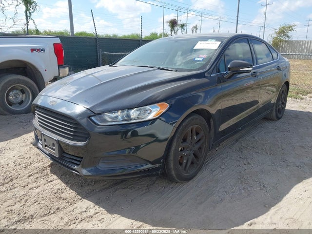 Ford Fusion 2014 3FA6P0HD9ER290992 Image 2