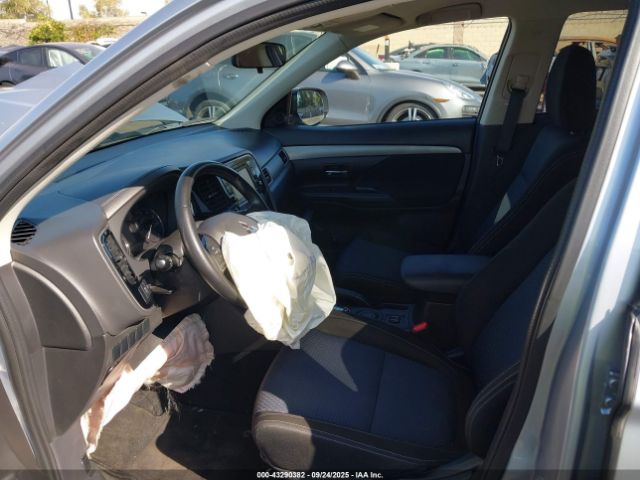 2016 MITSUBISHI OUTLANDER JA4AD3A36GZ022118 Photo 4