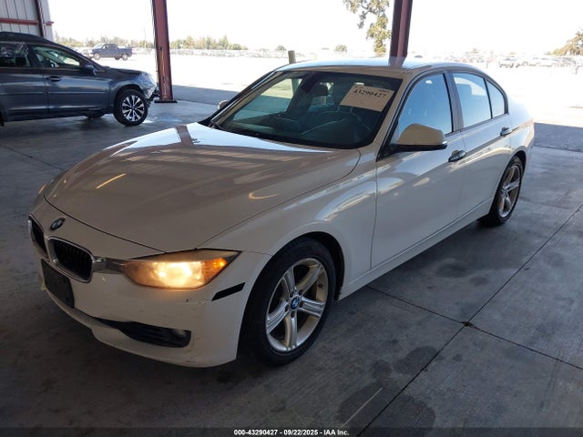 WBA3C1C53EK117470 BMW 328I
