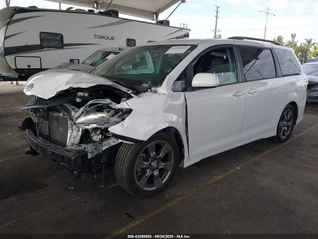 Toyota 2gr-fks 2017 5TDXZ3DC8HS893862 Image 2