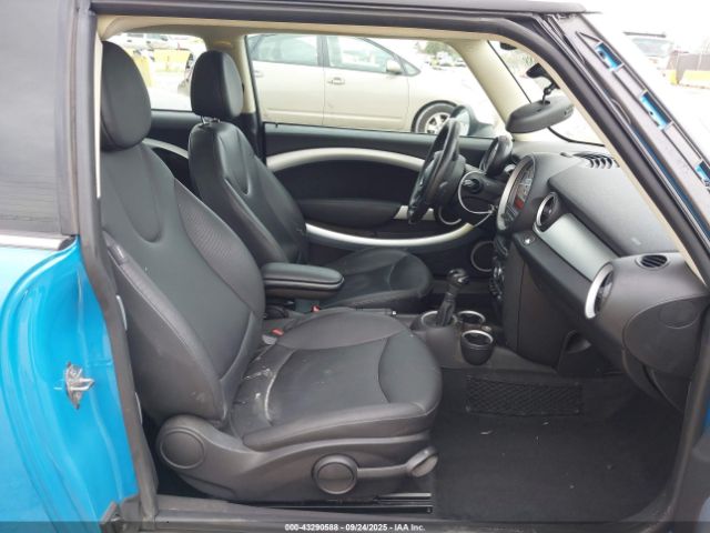 2014 MINI CLUBMAN WMWZF3C51ET492751 Photo 4