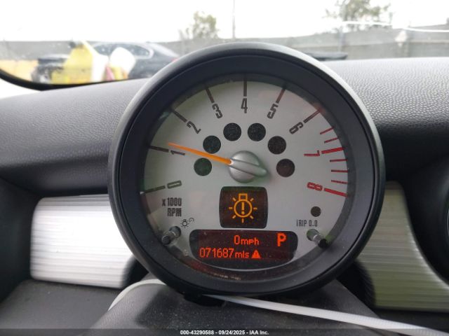 2014 MINI CLUBMAN WMWZF3C51ET492751 Photo 6