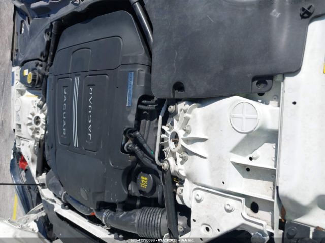 2015 JAGUAR F-TYPE SAJWA6AT3F8K15290 Photo 9