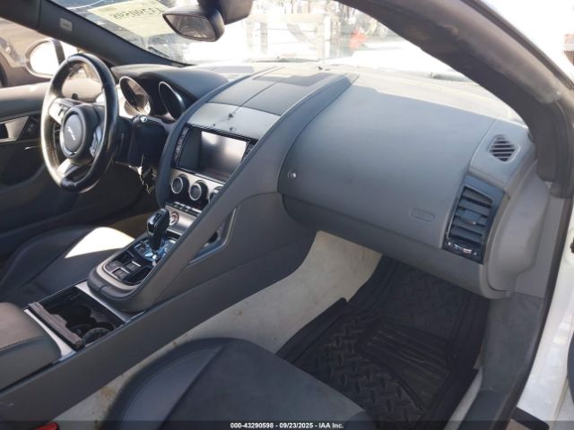 2015 JAGUAR F-TYPE SAJWA6AT3F8K15290 Photo 4