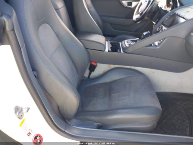 2015 JAGUAR F-TYPE SAJWA6AT3F8K15290 Photo 7