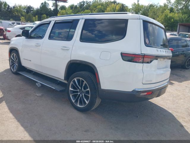 2022 JEEP WAGONEER 1C4SJVDT5NS169188 Photo 2