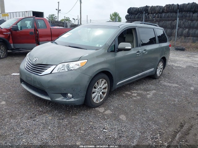 Toyota 2gr-fks 2014 5TDDK3DC3ES080867 Image 2
