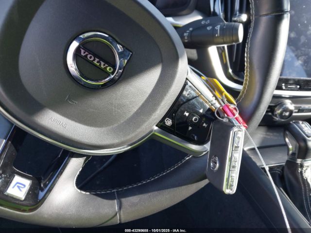 2019 VOLVO S60 7JR102FM4KG006230 Photo 10