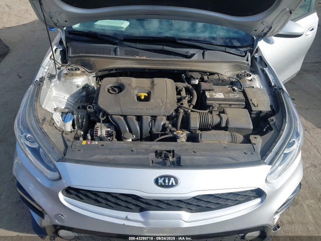3KPF24AD9KE015961 KIA mpi nu