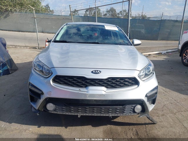 3KPF24AD9KE015961 KIA mpi nu
