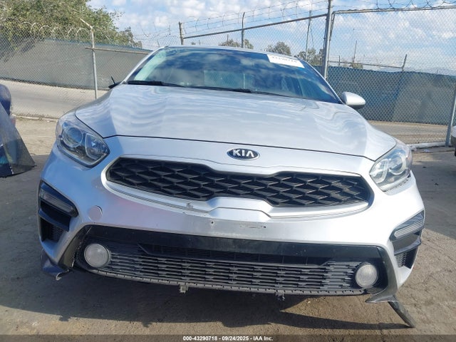 3KPF24AD9KE015961 KIA mpi nu