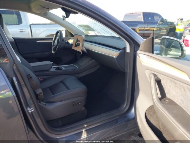 2023 TESLA MODEL Y 7SAYGDEE3PA190494 Photo 4