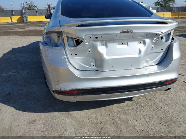 Ford 2.0l 4v atk hev 2018 3FA6P0RUXJR242068 Image 6