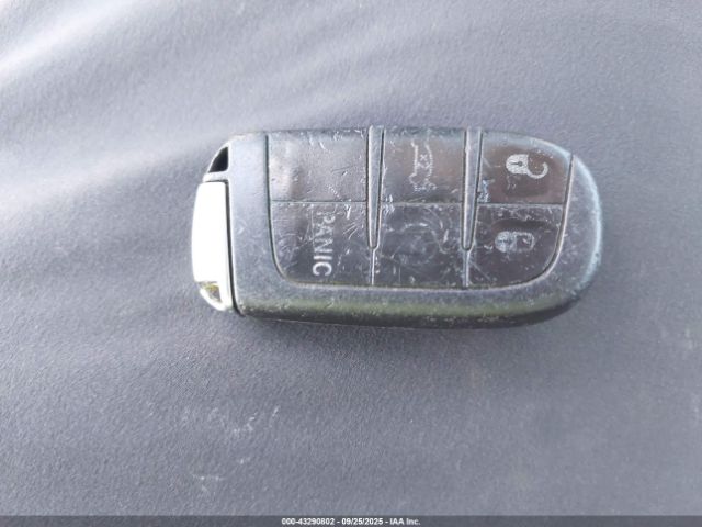 2016 CHRYSLER 300 2C3CCARG5GH170892 Photo 10