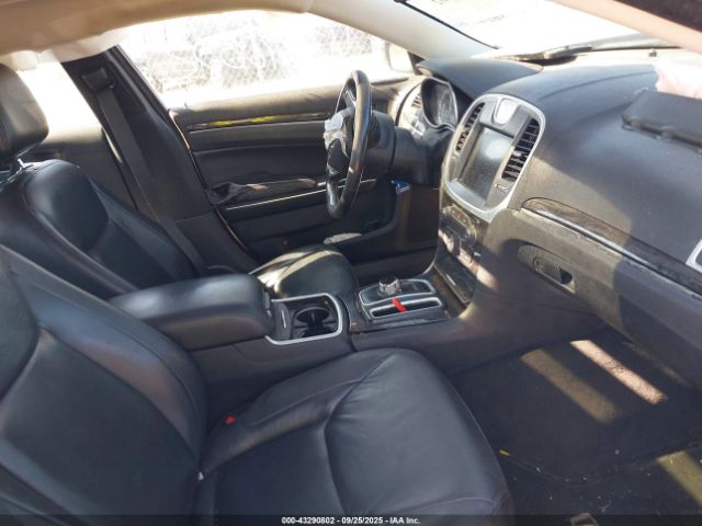 2016 CHRYSLER 300 2C3CCARG5GH170892 Photo 4