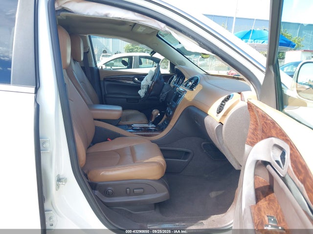 5GAKVCKD4FJ152010 Buick llt