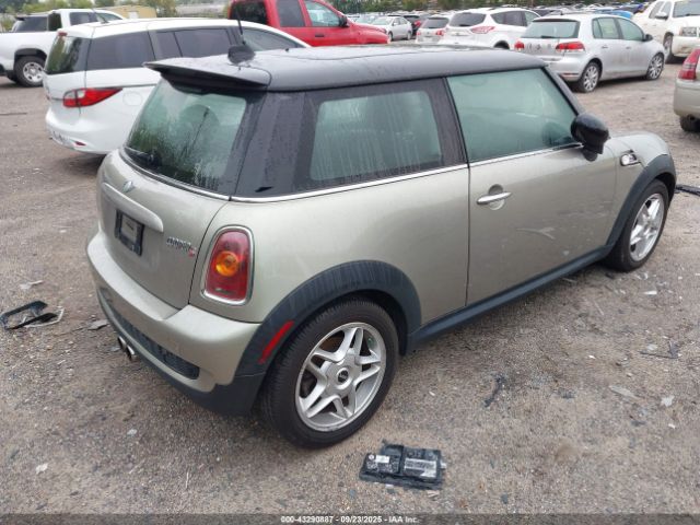 2010 MINI COOPER S WMWMF7C59ATZ70653 Photo 3