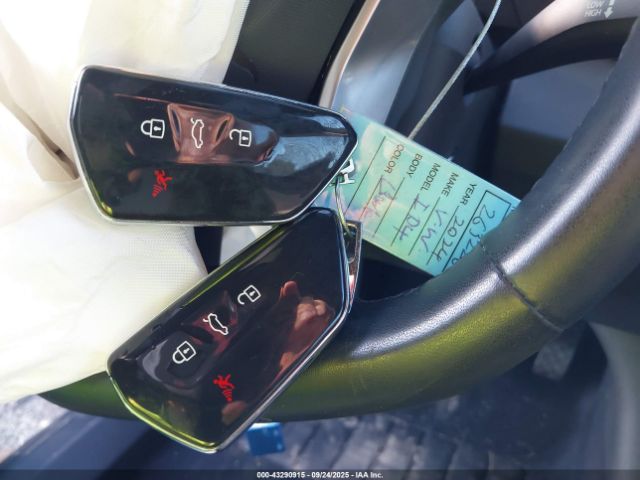 2023 VOLKSWAGEN ID.4 1V2BMPE85PC054227 Photo 10