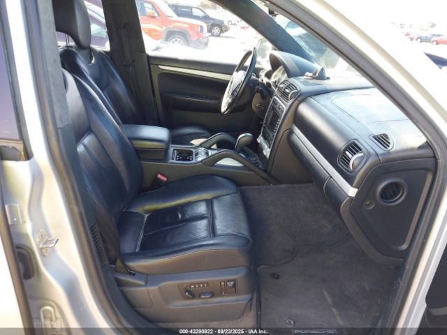 2005 PORSCHE CAYENNE WP1AC29P95LA90292 Photo 4