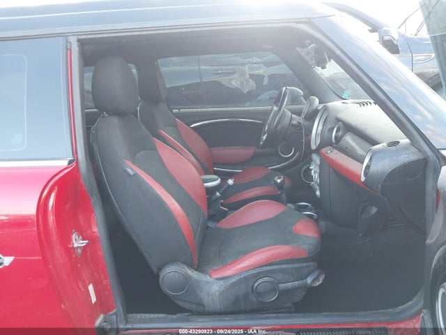 2009 MINI JOHN COOPER WORKS CLUBMAN WMWMM93579TF99346 Photo 4