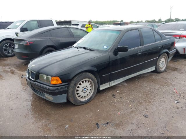 1994 BMW 325 WBACB4320RFL17926 Photo 1