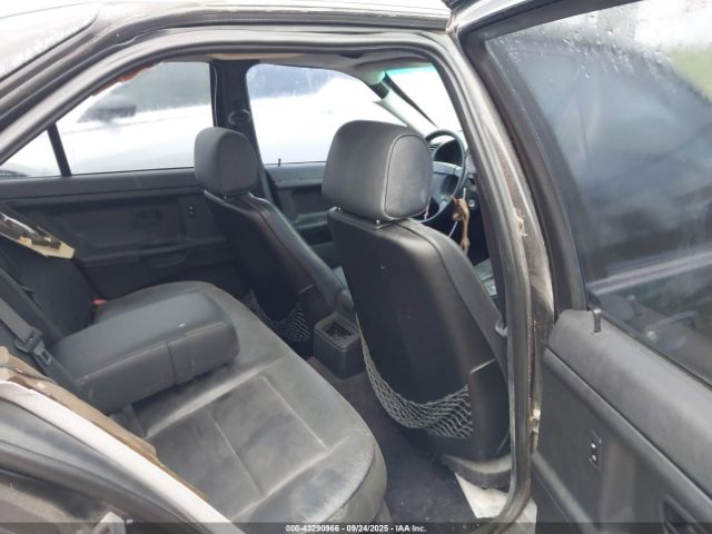1994 BMW 325 WBACB4320RFL17926 Photo 7